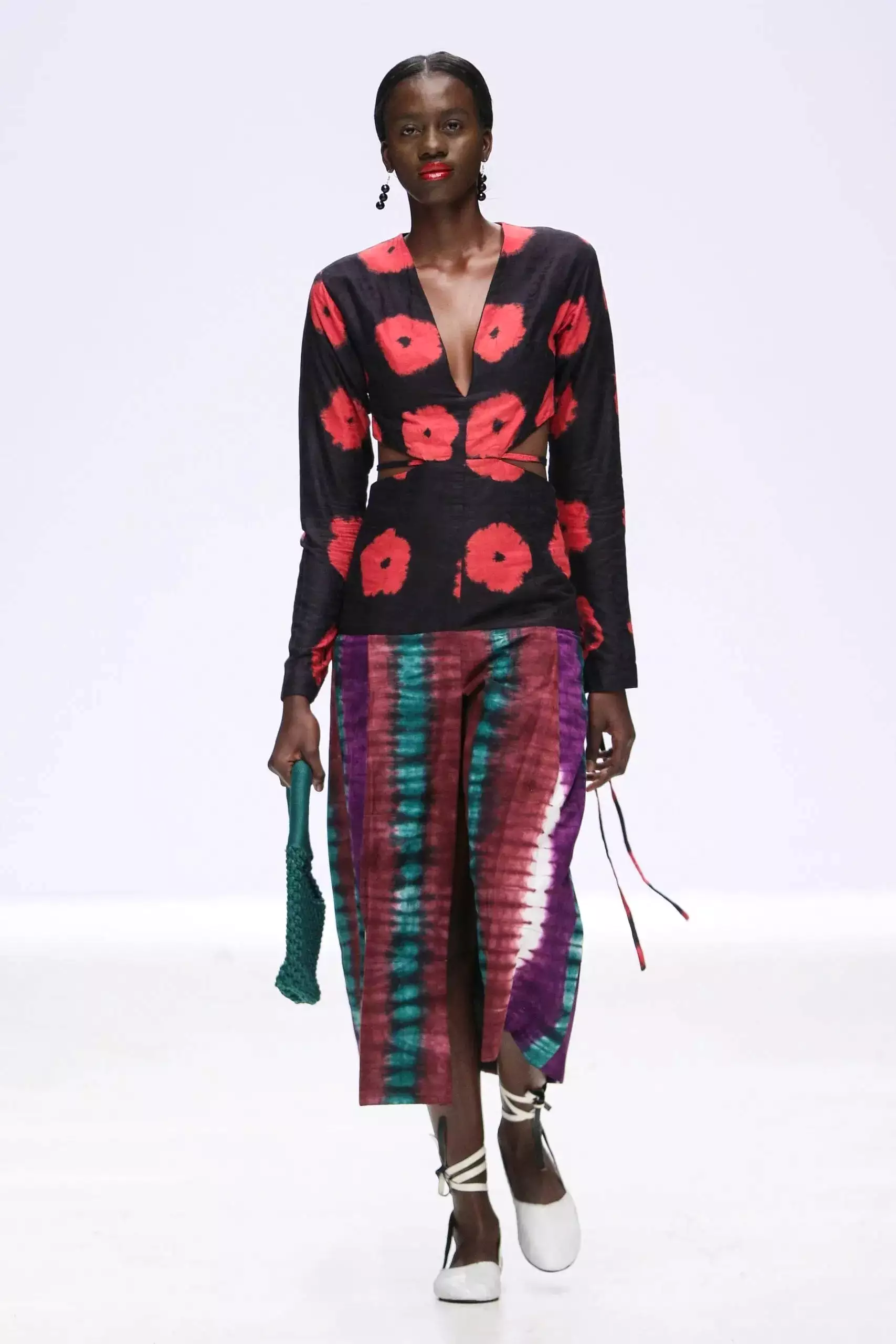 Abiola Olusola V-NECK LONG SLEEVES WITH BLACK COTTON LINING, MUREXA DRESS