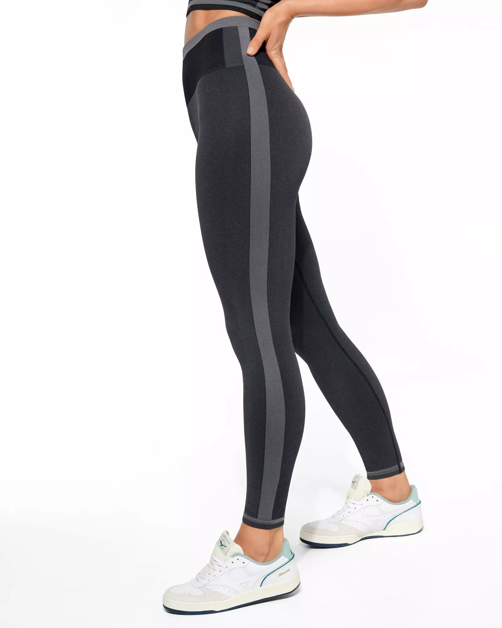 AERIAL SEAMLESS FULL LENGTH LEGGING BLACK