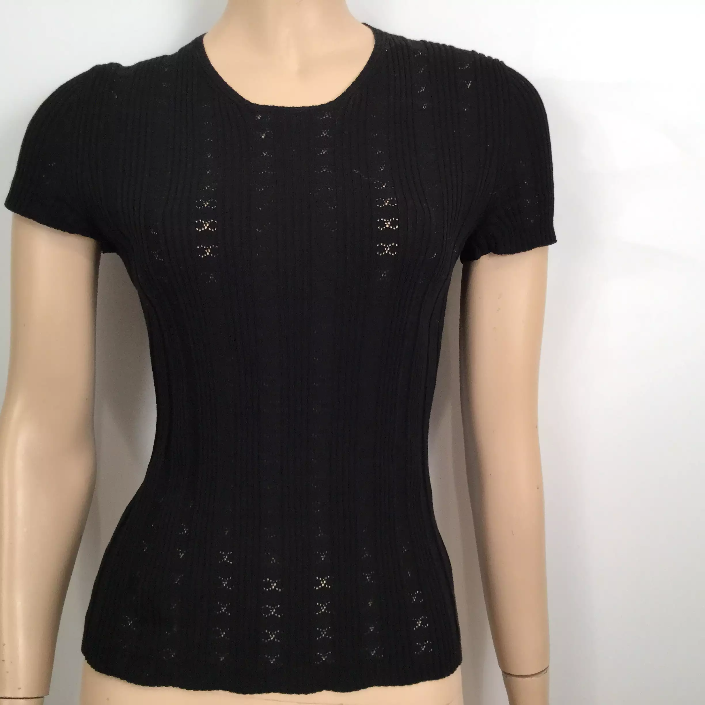 Chanel 05P, 2005 Spring Black Cotton knit interlocking CC logo Blouse top FR 40 US 4/6