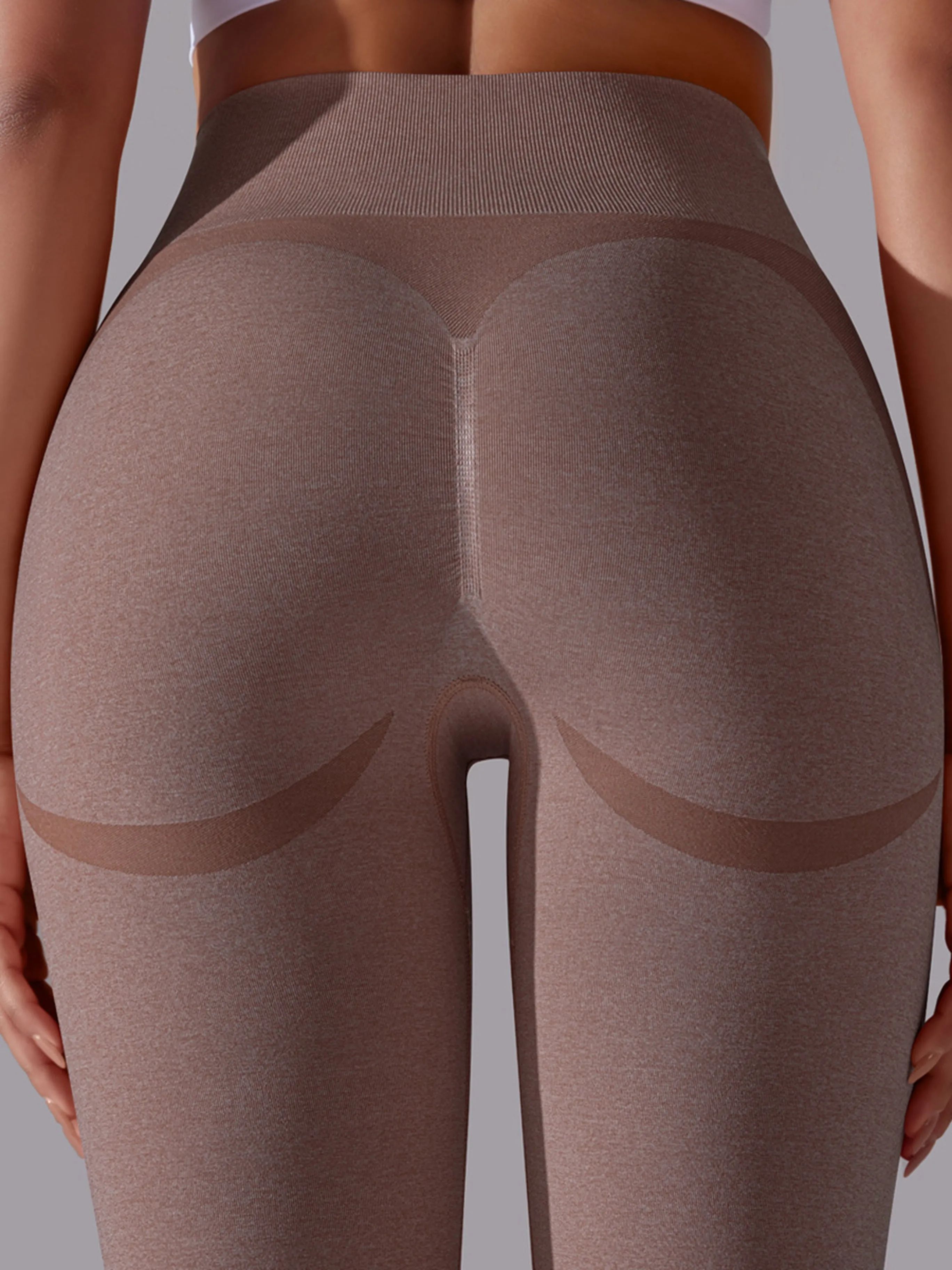 ZASUWA Female Seamless Scrunch Bum Leggings