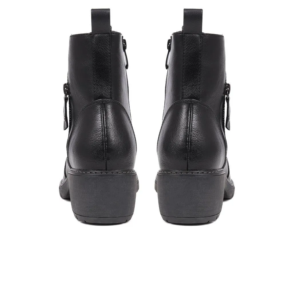 Zip Detail Chelsea Boots - WK38029 / 324 886